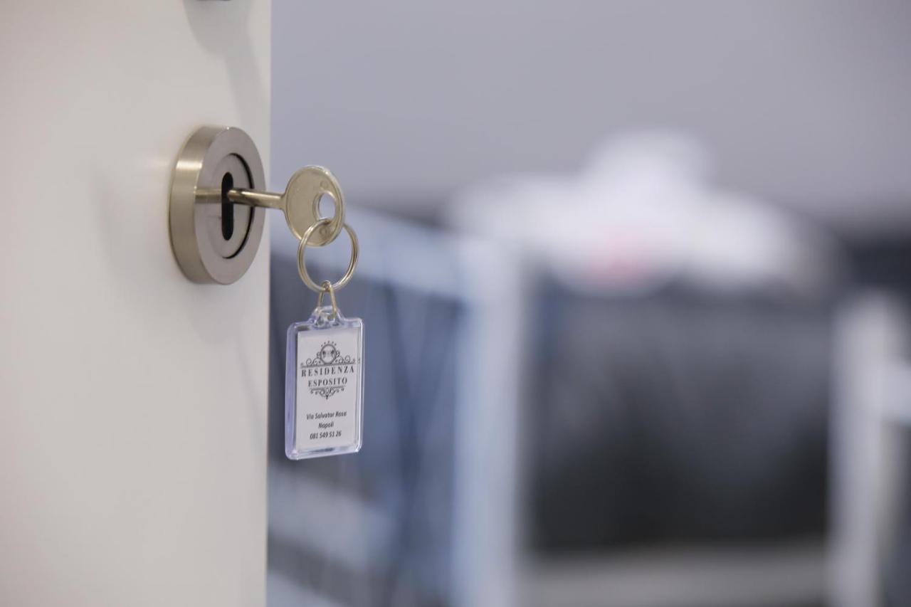 Residenza Esposito Economy Rooms Napels Buitenkant foto